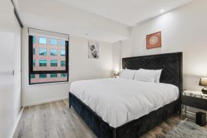 Central Southbank 1-Bed Apartment