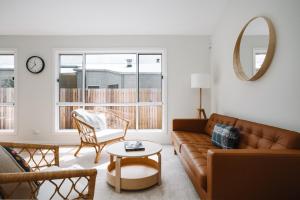 Exquisitely Spacious 3-Bed Home