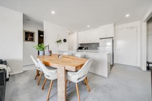 Mountain View City Center Apartment with BBQ