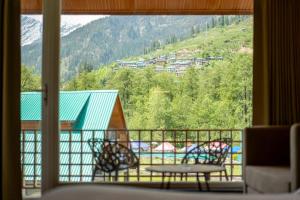 Hotel Patalsu
