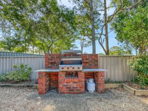 Spacious 2-Bed Townhouse with BBQ by the Beach