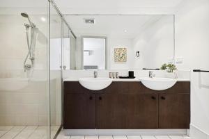 Lovely 3-Bed with Alfresco Dining by Amenities