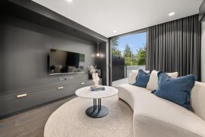 Braddon Studio with Communal BBQ