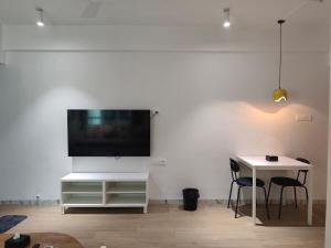 Nova 1 BHK Bandra W by The Bombay Home Company