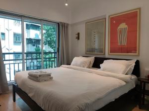 Nova 1 BHK Bandra W by The Bombay Home Company