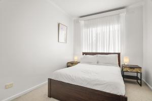 Sleek Richmond 1-Bed Close to Everything