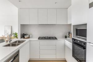 Lovely 3-Bed with Alfresco Dining by Attractions