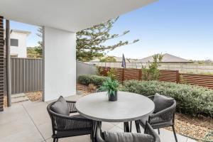 Lovely 3-Bed with Alfresco Dining by Attractions