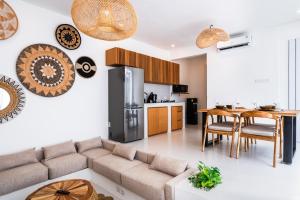 Ocean Castle Berawa Villa by Bali Bliss Properties