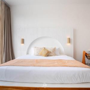 EnyaVillas 1, Brand New Boutique Mediterranean