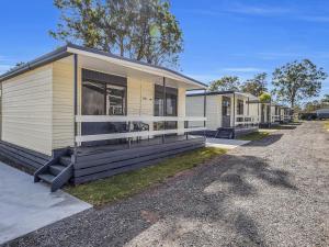 Kalaru Holiday Village