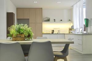 Senai -- Spacious & Mahjong & Billiards & KTV #4BR5B #30-35 pax by Cowidea