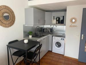 Mazet avec piscine collective