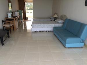 Milford Paradise Condominium