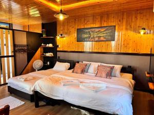 บ้านสี่เหลี่ยม รัชนากร โฮมสเตย์