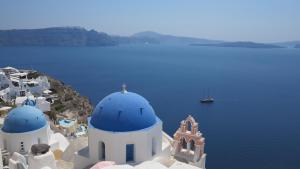 Finesse Suites Santorini Greece