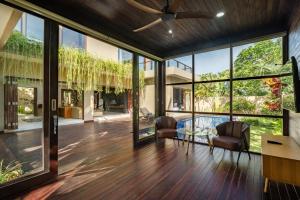 Villa Mango - 3 BR in Ungasan with Free Access to the Muscle Gym