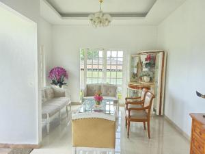 Capital O 94094 New Lembah Nyiur