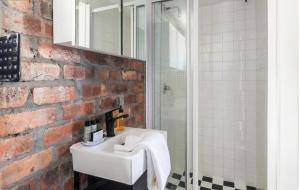 2 Bed Loft Sea Point Views