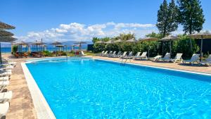 Koulouris Beach Hotel