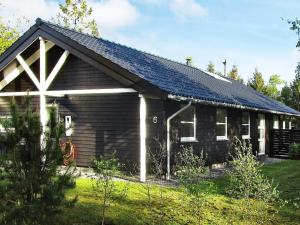 6 person holiday home in Hadsund-By Traum