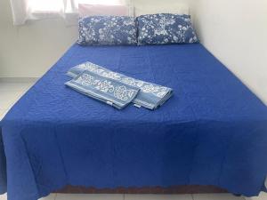 Casa para até 6 pessoas com duas vagas de garagem