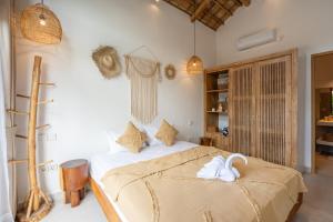 Louisa - 2BR Private Pool Villa in Kerobokan