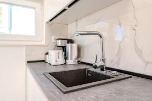 Pelagus, modern city central apartment