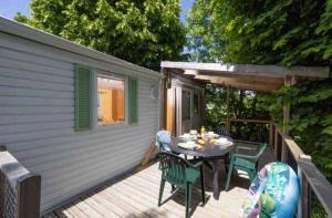 Camping - Parc aquatique - eeiccd