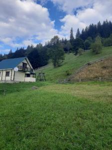 Лісовий котедж