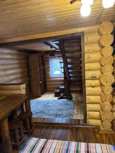 Лісовий котедж