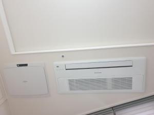 2912#InfiniteSkySuite #HighFloorView #ModernChicStay #SpaciousComfort