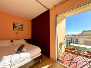 Reflet de Thau, vue étang et proche Thermes