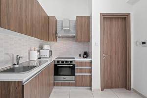 Downtown 1 Bedroom City Apartment