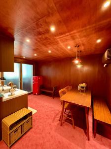 Hongdae, YG Entertainment Unique villa