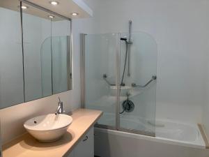 RS10 One-Bedroom Apartment