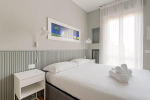 Isola Zara Moderno Trilocale di Design