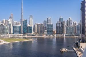 Free housekeeping visits during your stay - StayShort - Business Bay studio sleeping 4 centrally located