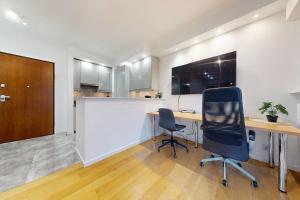 Blackberry Studio With AC Browary Warszawskie