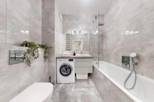 Blackberry Studio With AC Browary Warszawskie