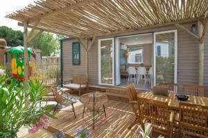 Camping 4 étoiles - Piscine - ccbbecd