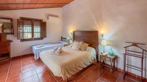 La Zaranda de Pinillos Antequera by Ruralidays