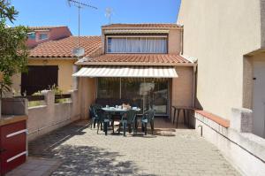 SP330-028 Maison 5 pièces SAINT PIERRE LA MER