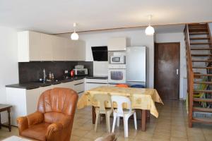 SP330-028 Maison 5 pièces SAINT PIERRE LA MER