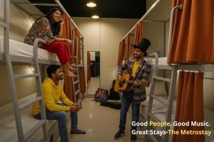 Metro POD Hotel at New Delhi Metro & Railway Station