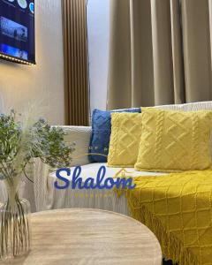 2 Bedroom Entire House, 5 minutes from Airport