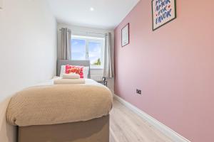 New! Sleeps 6-Free Parking-Long stays-Contractors