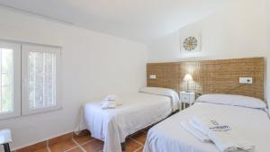 La Era del Bonete Constantina by Ruralidays