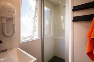 Camping 4 étoiles - Piscine - ccaaeag