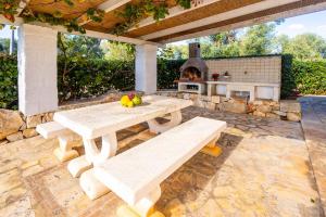 Villa Anfora by Villa Plus